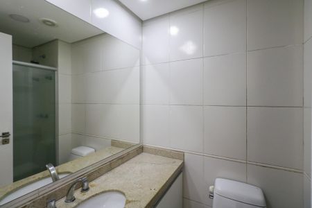 Apartamento à venda com 133m², 3 quartos e 3 vagasBanheiro da Suíte 1