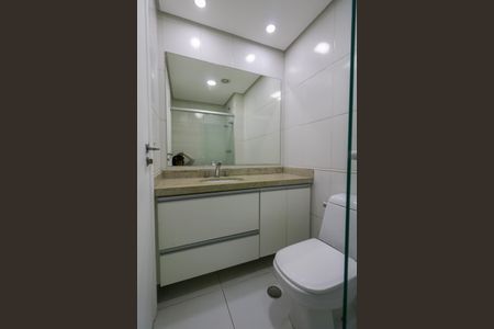 Apartamento à venda com 133m², 3 quartos e 3 vagasBanheiro da Suíte 1