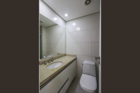 Apartamento à venda com 133m², 3 quartos e 3 vagasBanheiro da Suíte 1