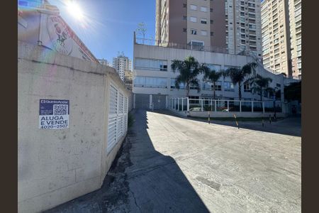 Apartamento à venda com 50m², 2 quartos e 1 vagaFachada com placa