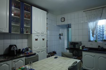 Casa à venda com 400m², 8 quartos e 5 vagasCozinha