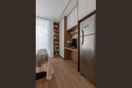Cozinha de apartamento para alugar com 1 quarto, 23m² em Vila Madalena, São Paulo