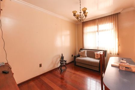 Apartamento à venda com 4 quartos, 105m² em Santa Cruz Industrial, Contagem