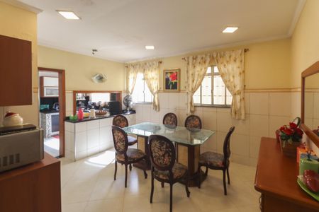 Casa à venda com 625m², 4 quartos e 3 vagasSala de Jantar