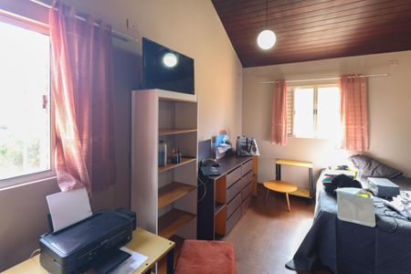 Casa à venda com 625m², 4 quartos e 3 vagasSuíte 1