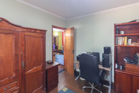 Casa à venda com 625m², 4 quartos e 3 vagasQuarto 2