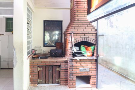 Casa à venda com 625m², 4 quartos e 3 vagasChurrasqueira