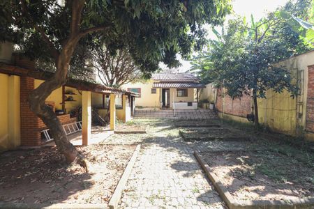 Casa à venda com 625m², 4 quartos e 3 vagasQuintal