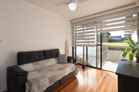 Sala de apartamento à venda com 2 quartos, 70m² em Camaquã, Porto Alegre