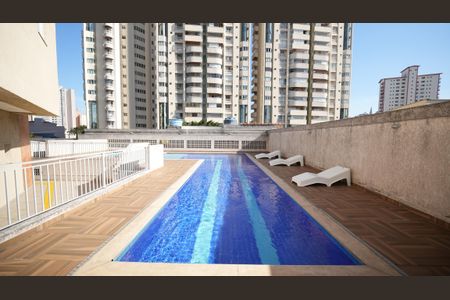Apartamento para alugar com 60m², 1 quarto e 1 vagaÁrea comum - Piscina