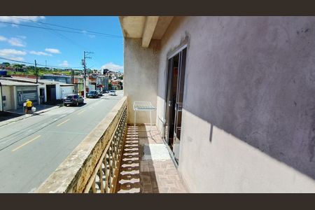 Casa para alugar com 90m², 3 quartos e 2 vagasVaranda