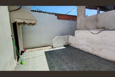 Casa para alugar com 90m², 3 quartos e 2 vagasQuintal 