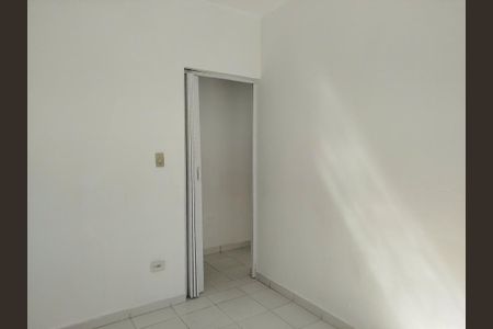 Quarto 2 de casa para alugar com 2 quartos, 70m² em Vila Carrão, São Paulo