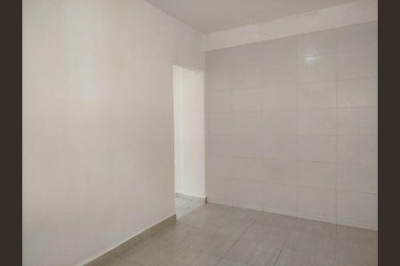 Sala de casa para alugar com 2 quartos, 70m² em Vila Carrão, São Paulo