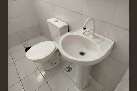 Casa para alugar com 70m², 2 quartos e 1 vagaBanheiro