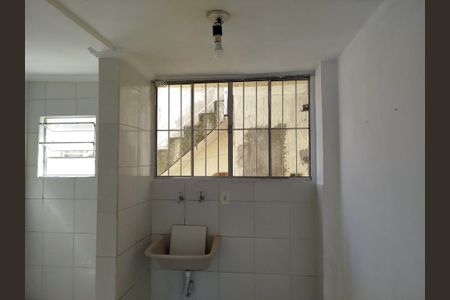 Casa para alugar com 70m², 2 quartos e 1 vagaÁrea de Serviço