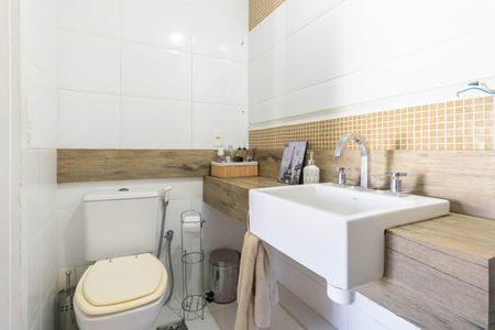 Apartamento à venda com 74m², 2 quartos e 1 vagaBanheiro 