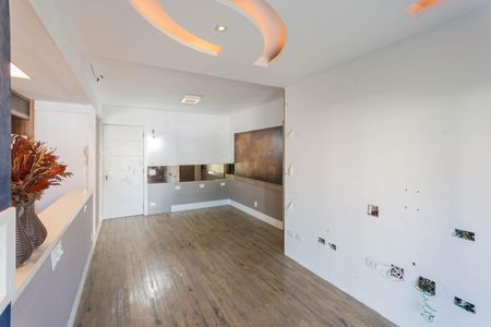 Apartamento à venda com 74m², 2 quartos e 1 vagaSala