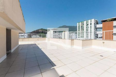Apartamento à venda com 74m², 2 quartos e 1 vagaÁrea comum