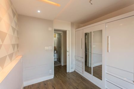 Apartamento à venda com 74m², 2 quartos e 1 vagaQuarto