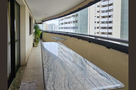 Apartamento para alugar com 149m², 3 quartos e 3 vagas Apartamento para alugar com 149m², 3 quartos e 3 vagasVaranda da Sala