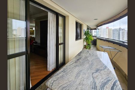 Apartamento para alugar com 149m², 3 quartos e 3 vagas Apartamento para alugar com 149m², 3 quartos e 3 vagasVaranda da Sala