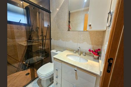 Apartamento para alugar com 149m², 3 quartos e 3 vagas Apartamento para alugar com 149m², 3 quartos e 3 vagasBanheiro da Suíte 2