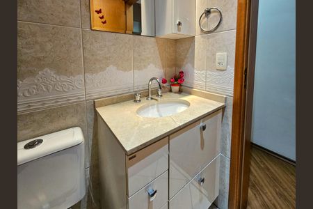 Apartamento para alugar com 149m², 3 quartos e 3 vagas Apartamento para alugar com 149m², 3 quartos e 3 vagasBanheiro da Suíte 2