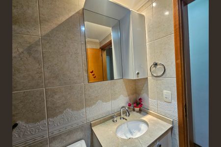 Apartamento para alugar com 149m², 3 quartos e 3 vagas Apartamento para alugar com 149m², 3 quartos e 3 vagasBanheiro da Suíte 2