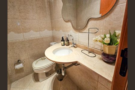 Apartamento para alugar com 149m², 3 quartos e 3 vagas Apartamento para alugar com 149m², 3 quartos e 3 vagasLavabo