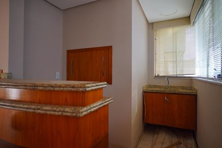 Sala  de apartamento para alugar com 3 quartos, 98m² em Rio Branco, Porto Alegre