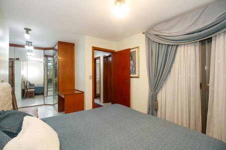 Apartamento à venda com 120m², 3 quartos e 2 vagasSuíte 1
