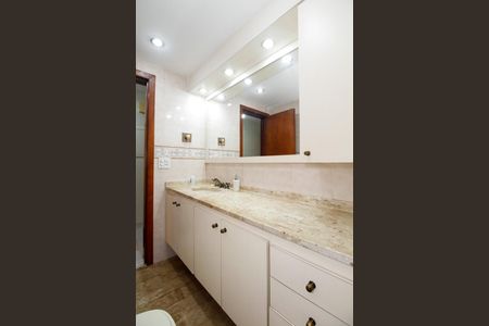 Apartamento à venda com 120m², 3 quartos e 2 vagasBanheiro Social