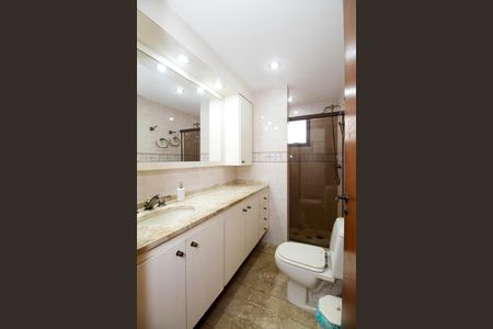 Apartamento à venda com 120m², 3 quartos e 2 vagasBanheiro Social