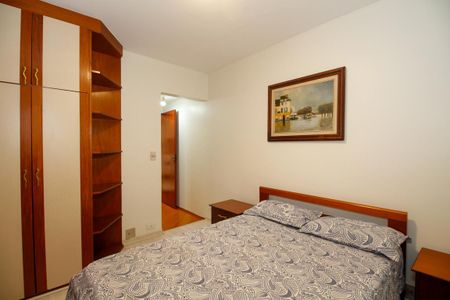 Apartamento à venda com 120m², 3 quartos e 2 vagasSuíte 2