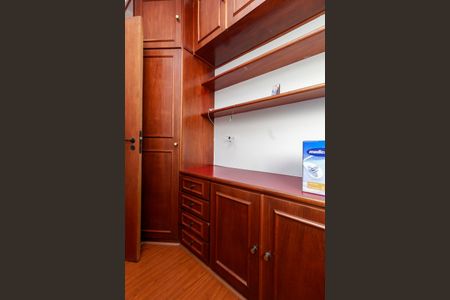 Apartamento para alugar com 105m², 4 quartos e 2 vagasQuarto 3