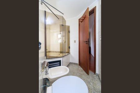 Apartamento para alugar com 105m², 4 quartos e 2 vagasSuíte - Banheiro