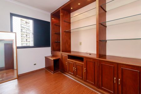 Quarto 1 de apartamento para alugar com 4 quartos, 105m² em Parque Colonial, São Paulo