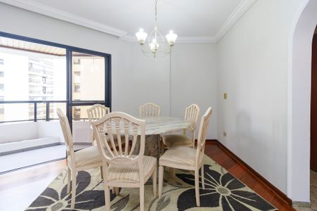 Apartamento para alugar com 105m², 4 quartos e 2 vagasSala