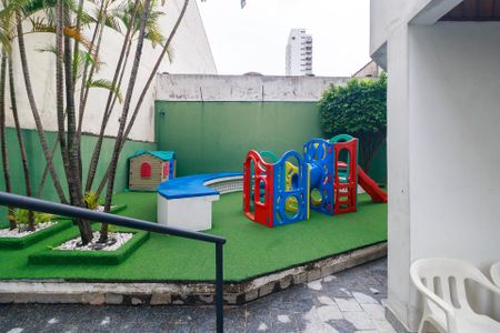 Apartamento para alugar com 105m², 4 quartos e 2 vagasPlayground