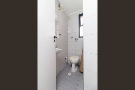 Apartamento para alugar com 105m², 4 quartos e 2 vagasÁrea de Serviço - Banheiro