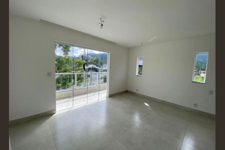 Casa de condomínio para alugar com 220m², 4 quartos e 2 vagas