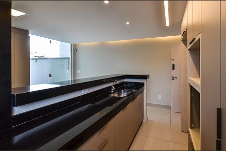 Apartamento para alugar com 190m², 3 quartos e 2 vagasCozinha