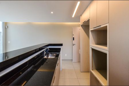 Apartamento para alugar com 190m², 3 quartos e 2 vagasCozinha