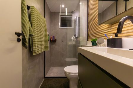 Apartamento à venda com 79m², 2 quartos e 2 vagas Apartamento à venda com 79m², 2 quartos e 2 vagasBanheiro 1