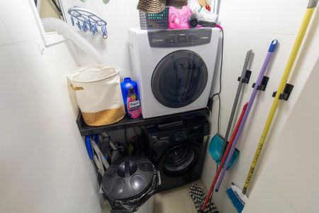 Apartamento à venda com 79m², 2 quartos e 2 vagas Apartamento à venda com 79m², 2 quartos e 2 vagasÁrea de Serviço