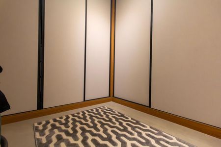 Apartamento à venda com 79m², 2 quartos e 2 vagas Apartamento à venda com 79m², 2 quartos e 2 vagasCloset