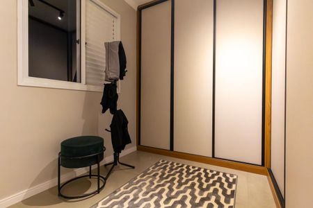 Apartamento à venda com 79m², 2 quartos e 2 vagas Apartamento à venda com 79m², 2 quartos e 2 vagasCloset