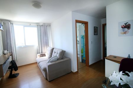 Sala de apartamento para alugar com 2 quartos, 45m² em Colégio, Rio de Janeiro