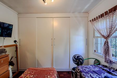 Casa à venda com 68m², 3 quartos e 2 vagasQuarto 1